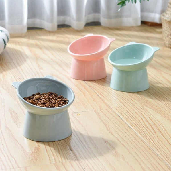 Imagine of all three variant colours one holding pet food of the cat/dog Water or feeding bowls - New Forest Pets.